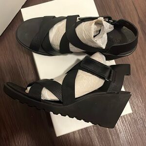 Ecco Freja Wedge Sandals 10/10.5